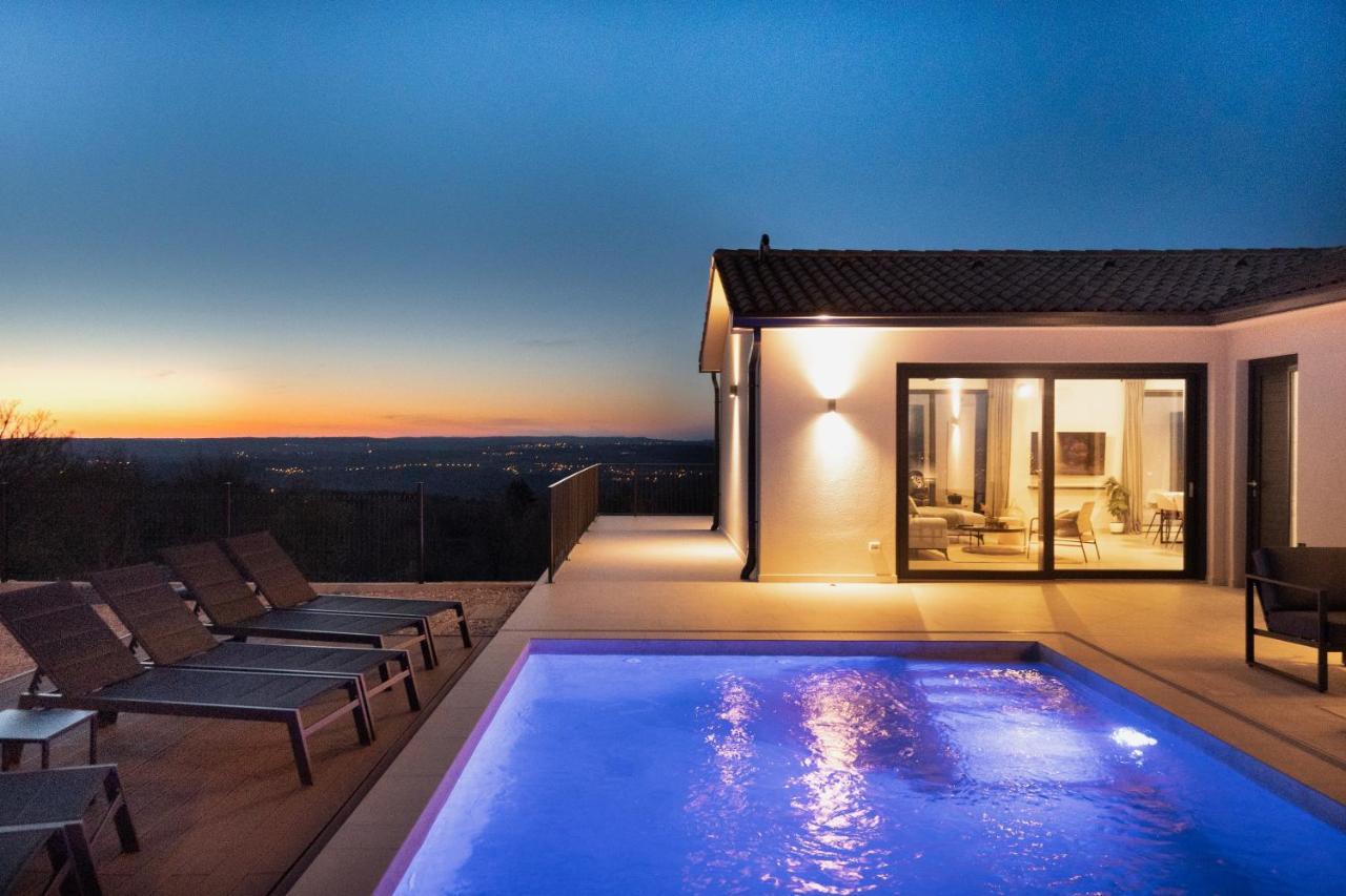 Villa Tonka With Jacuzzi Sauna And Private Pool Labin  Exterior foto